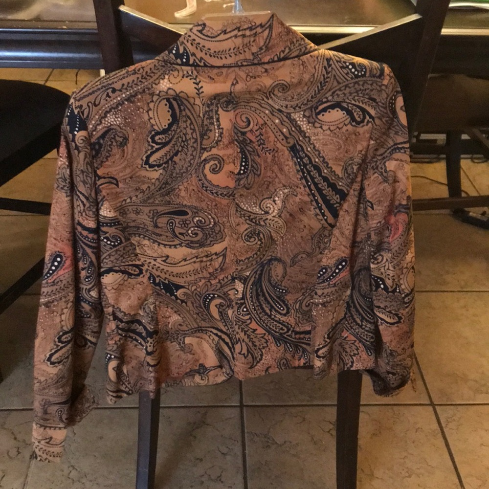 Blazer - Picture 2 of 2